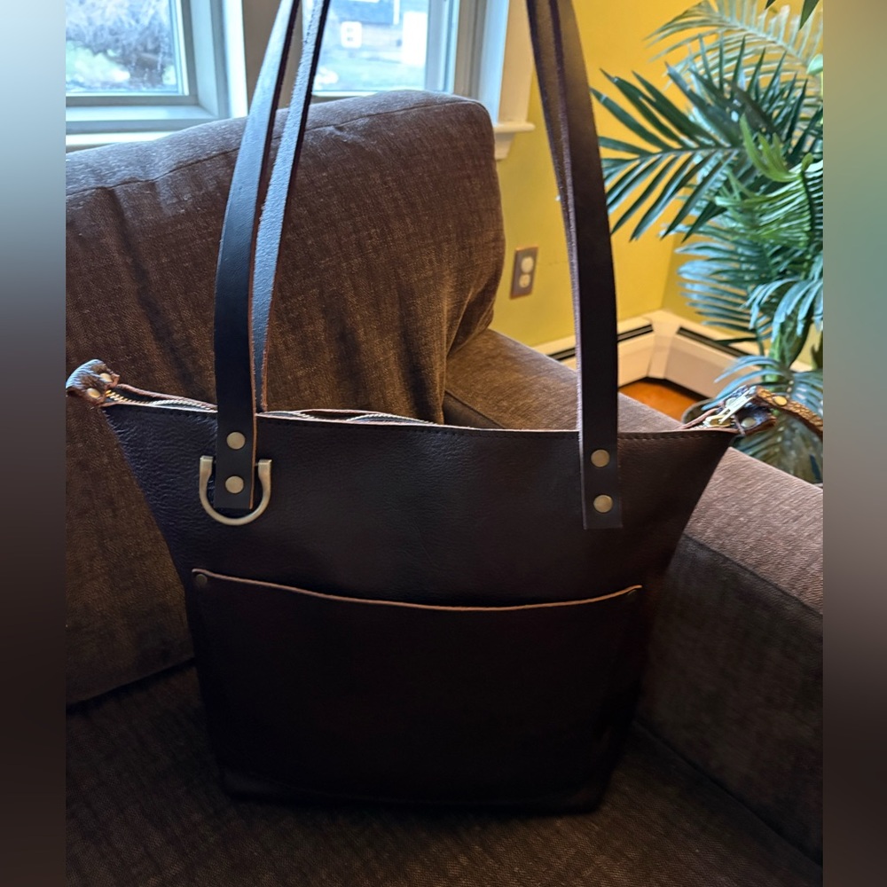 Portland Leather Medium Tote Dark Brown Full Grain Leather Shoulder Bag Zipper - Picture 2 of 8